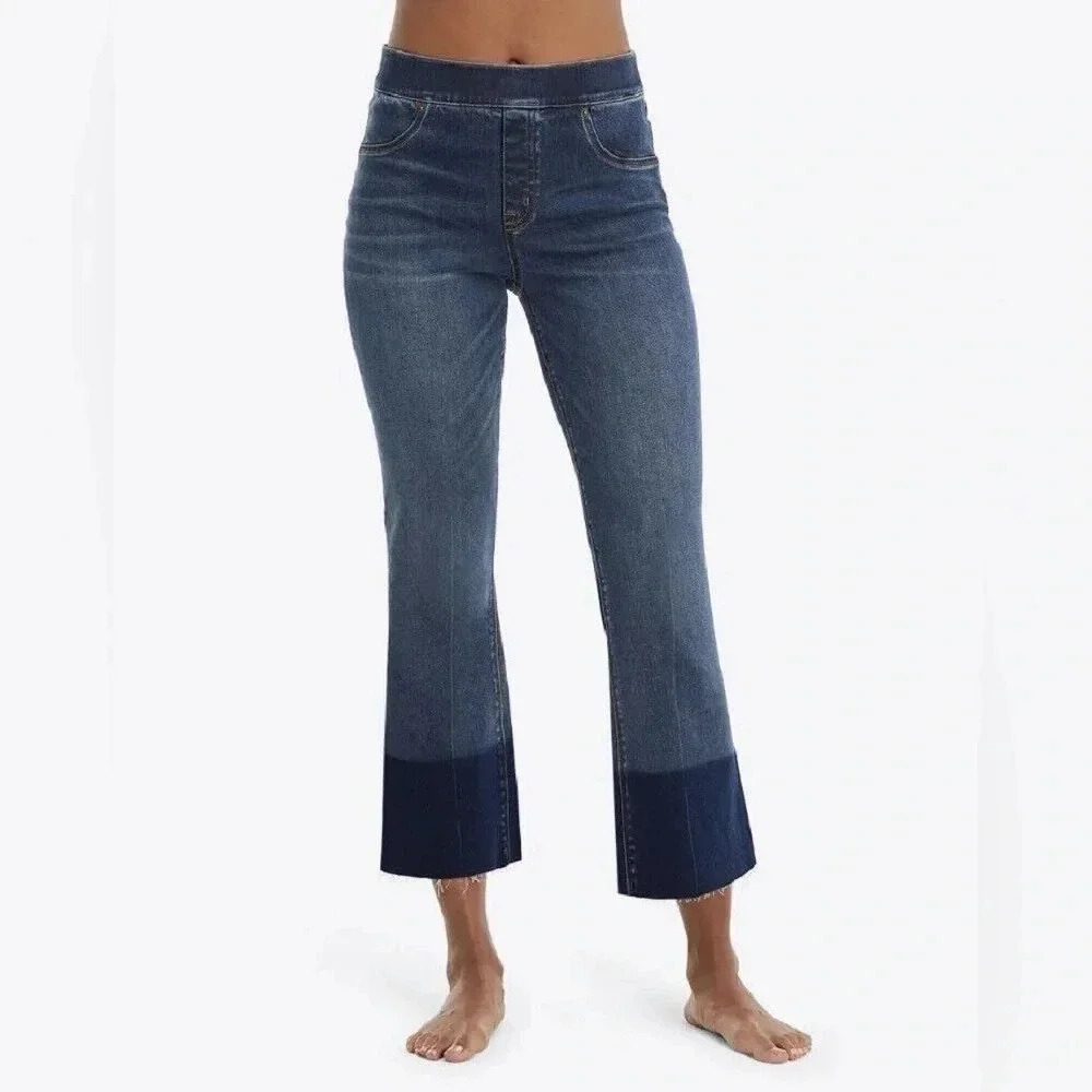 NWT SPANX -20231R Cropped Flare Denim Jeans Medium Wash- large